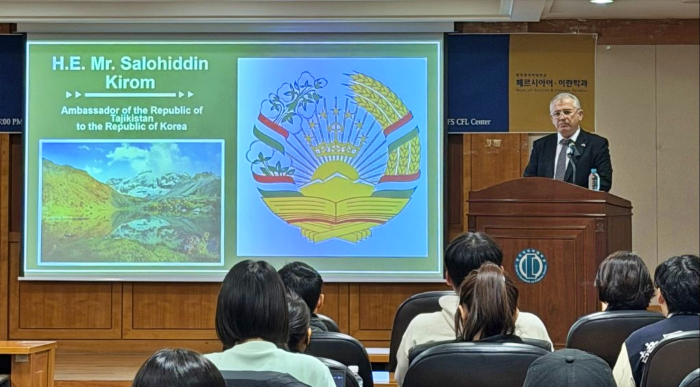 페르시아어·이란학과, 주한타지키스탄 대사 초청 특강 개최 대표이미지